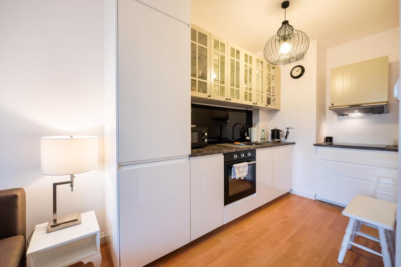 Metro Kondratowicza Velvet Apartment Varsavia Esterno foto